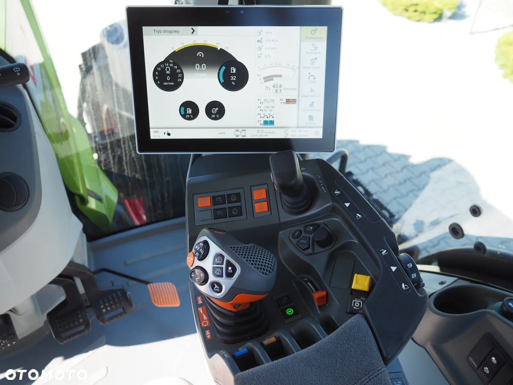Claas Axion 930 CMATIC GPS - 8