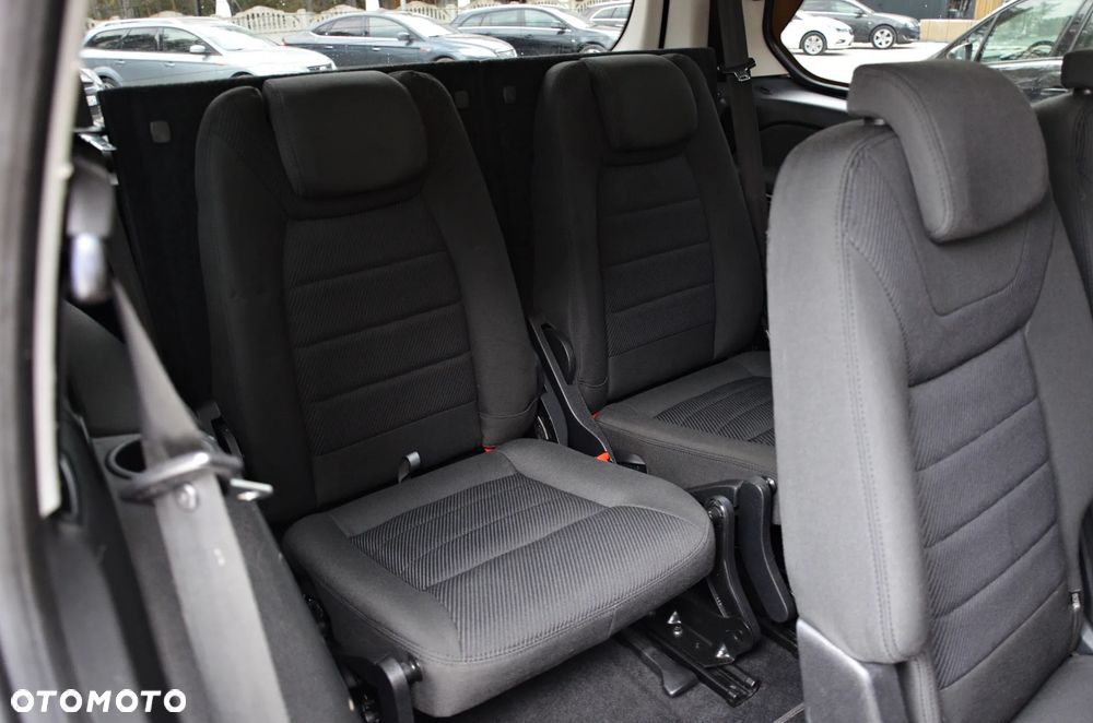 Ford Galaxy 2.0 TDCi Titanium - 35