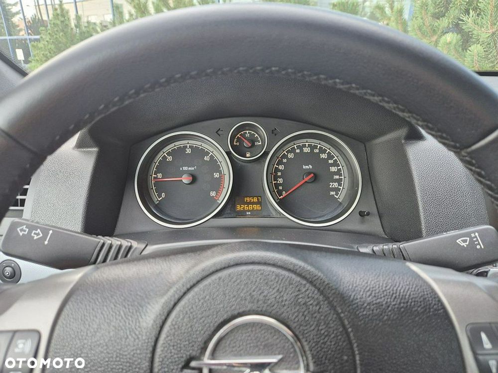 Opel Astra 1.9 CDTI Caravan Cosmo - 8