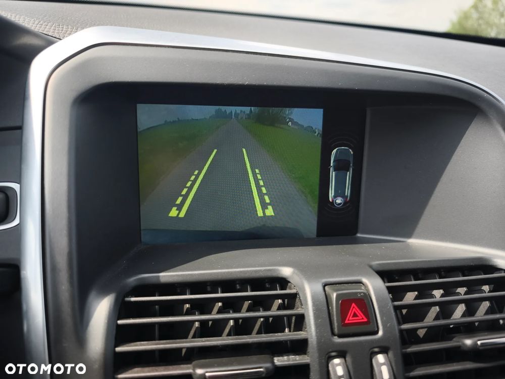 Volvo XC 60 D4 Drive-E Summum - 10
