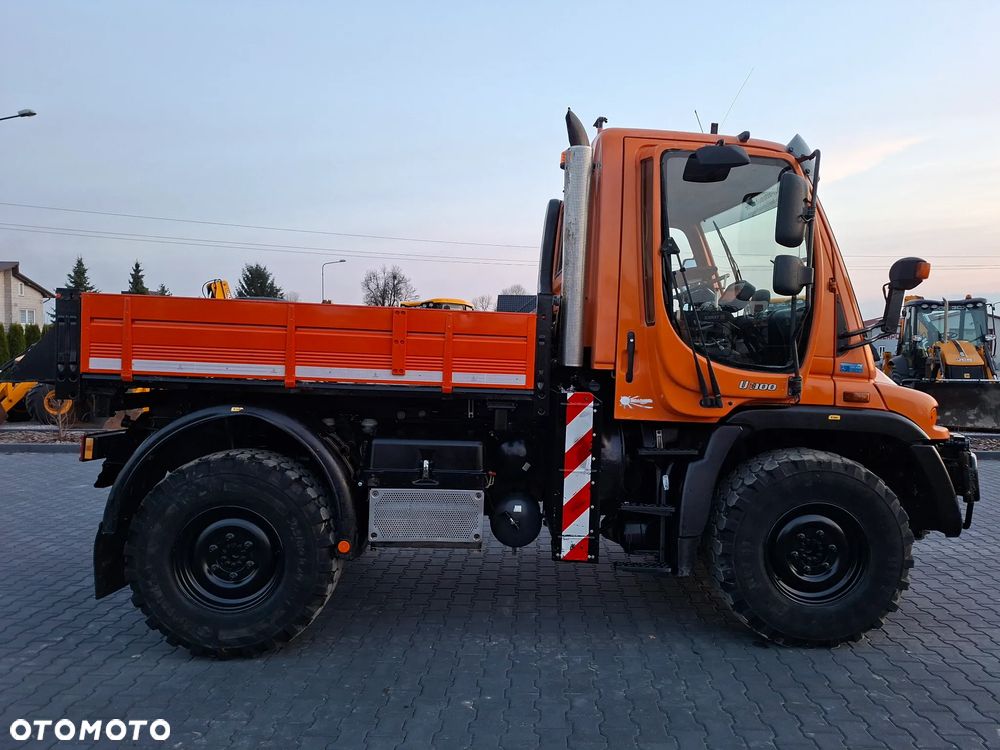 Mercedes-Benz UNIMOG U300 / 4X4 / WYWROTKA 3 STRONNA / HYDROZŁĄCZA / EPS + SPRZĘGŁO - 7