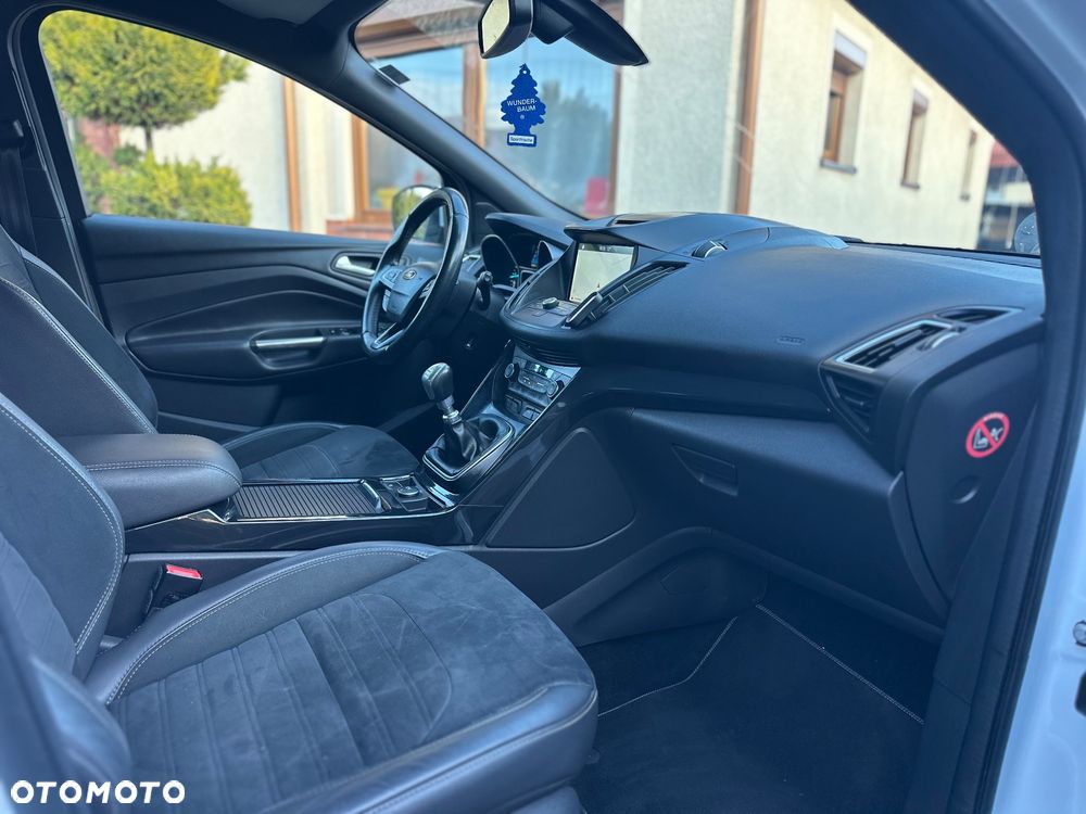 Ford Kuga 2.0 TDCi 2x4 ST-Line - 10