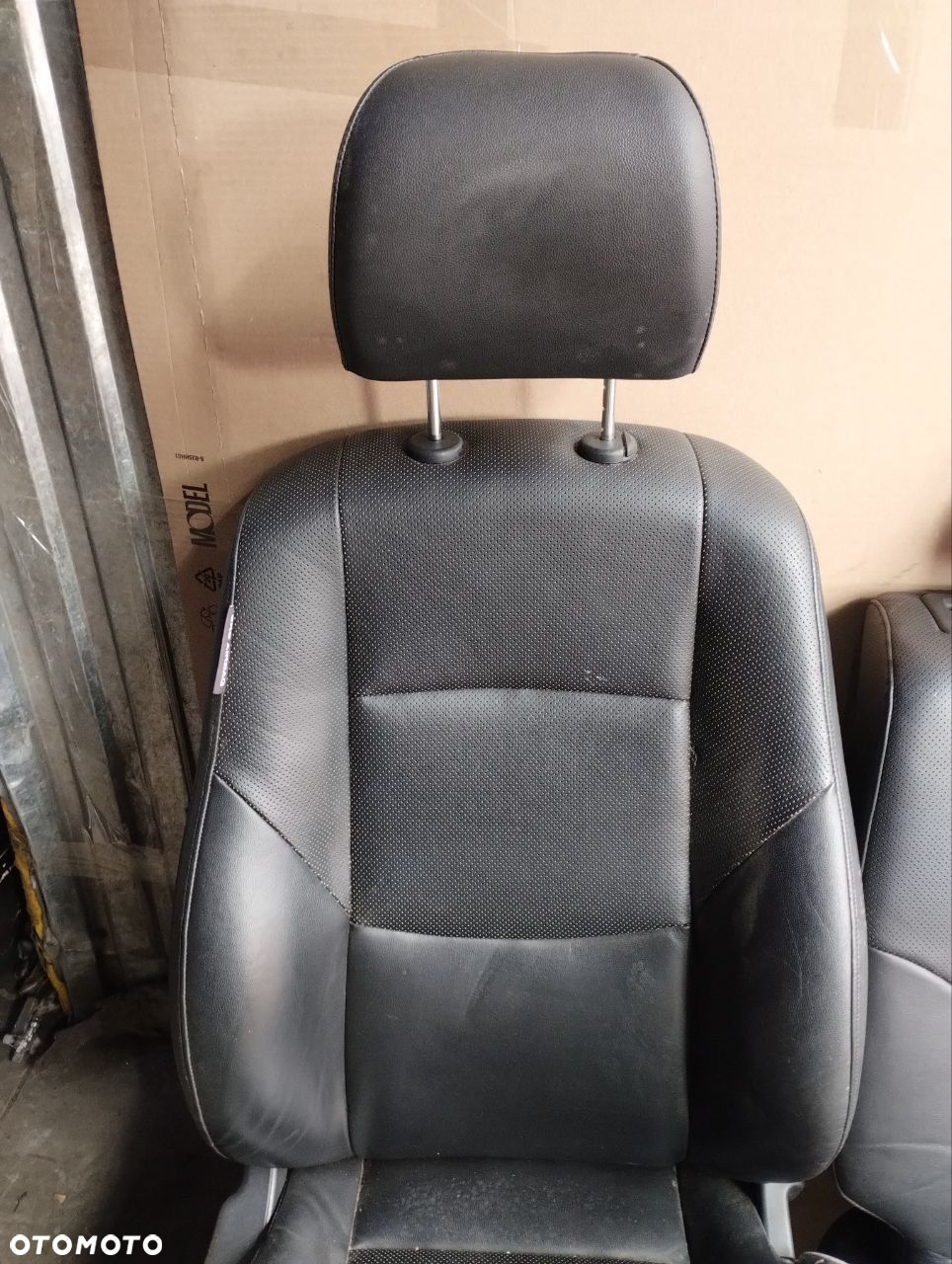 FOTELE KOMPLET SKÓRA HYUNDAI I30 I - 3