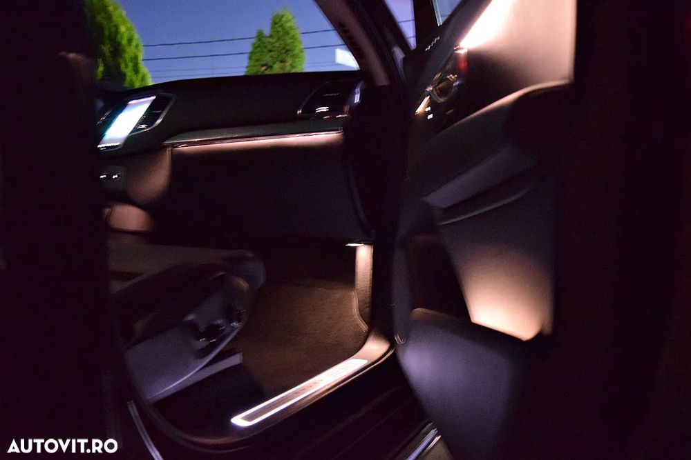 Volvo XC 90 B5 MHEV AWD 7 locuri R-Design - 31