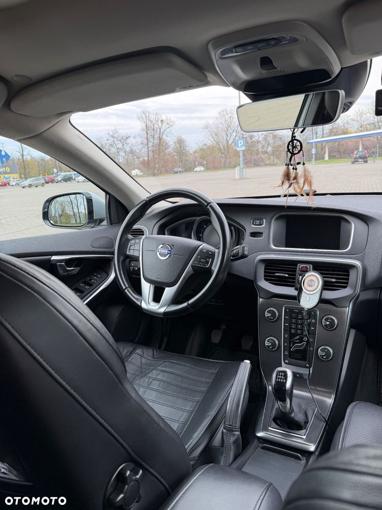 Volvo V40 D4 Summum - 15