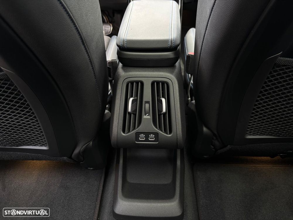 BMW iX1 xDrive30 M Sport Pack - 23