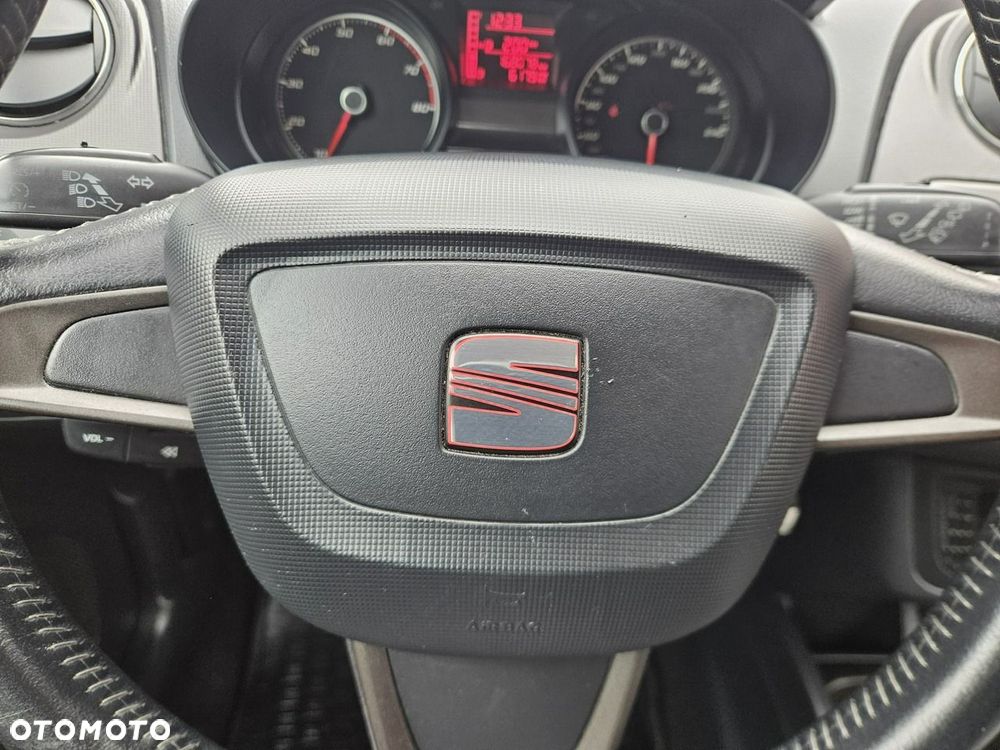 Seat Ibiza 1.4 16V Style - 28