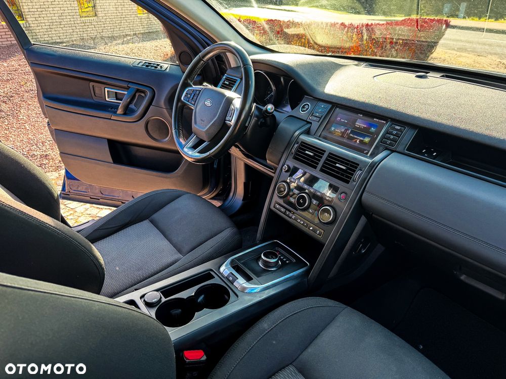 Land Rover Discovery Sport D150 R-Dynamic S - 6