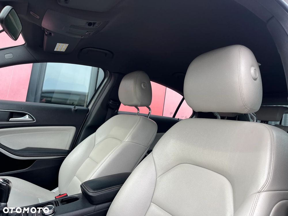 Mercedes-Benz Klasa A 180 (BlueEFFICIENCY) Urban - 13