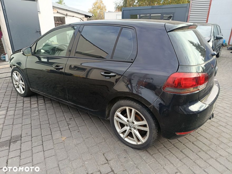 Volkswagen Golf - 8
