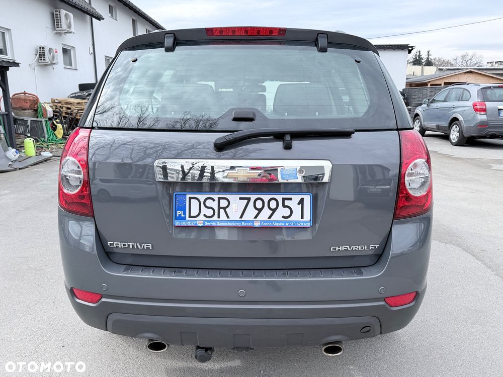 Chevrolet Captiva 2.4 AWD LT+ - 9