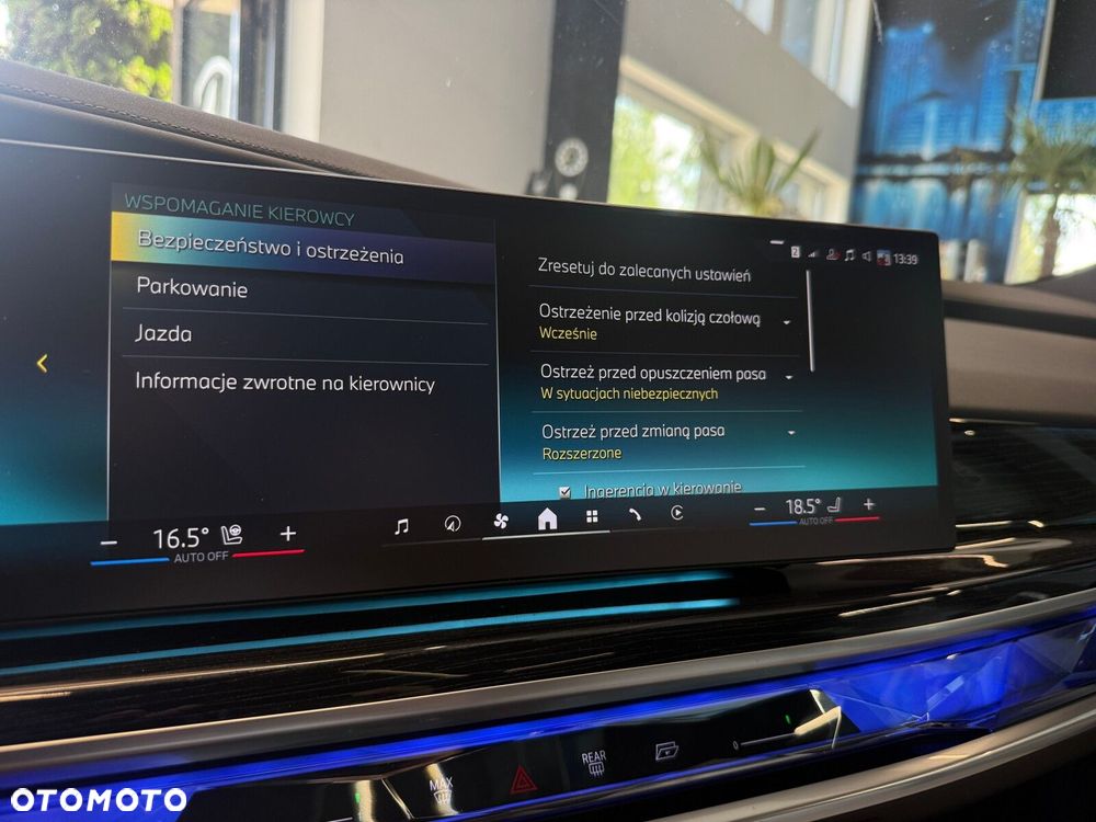 BMW Seria 7 - 31