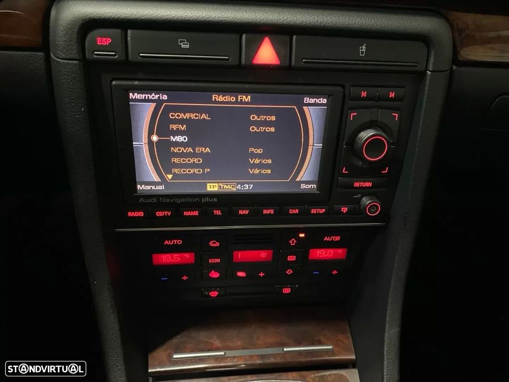 Audi A4 2.0 TDI exclusive - 13