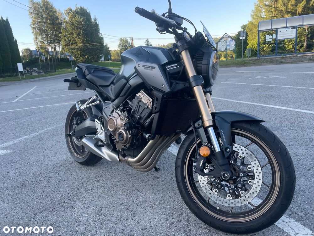 Honda CB - 2