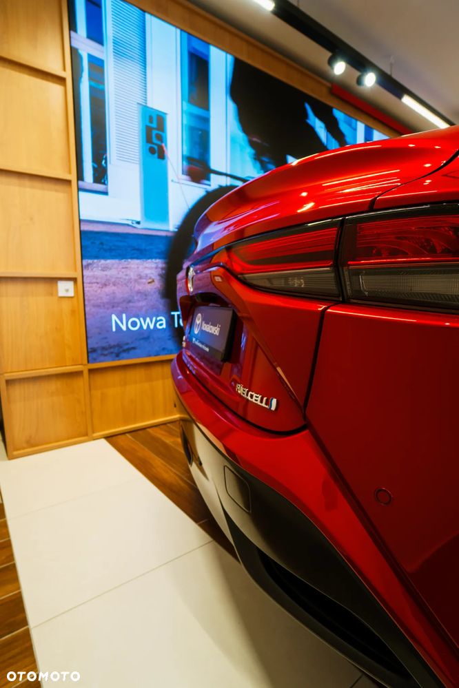 Toyota Mirai Executive - 17