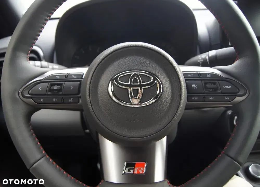 Toyota Yaris GR 1.6 Dynamic - 9