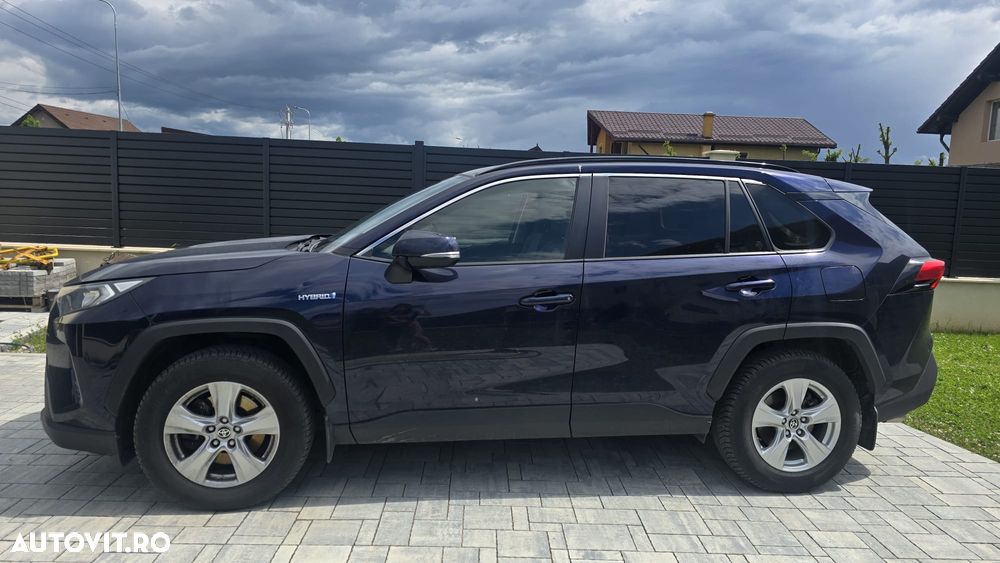 Toyota RAV4 - 4