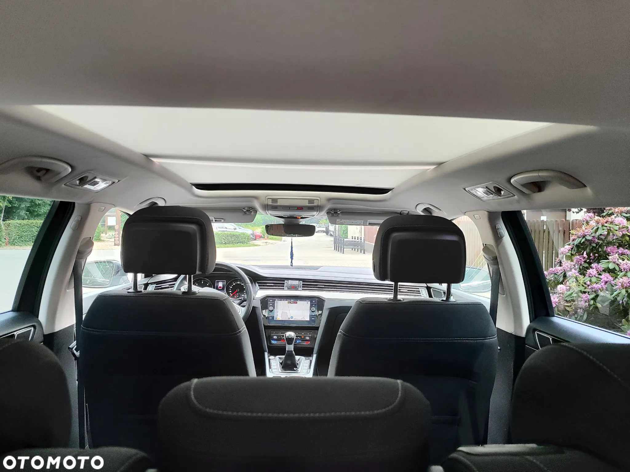 Volkswagen Passat Variant 2.0 TDI (BlueMotion Technology) Comfortline - 19