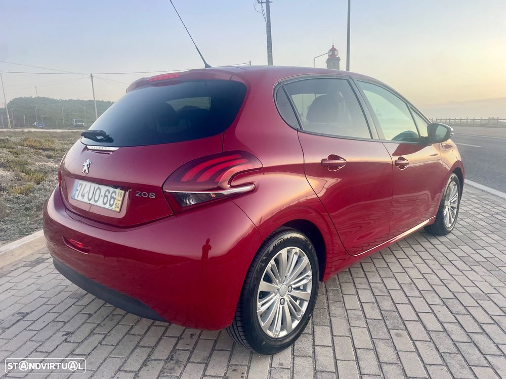 Peugeot 208 1.2 PureTech Style - 5