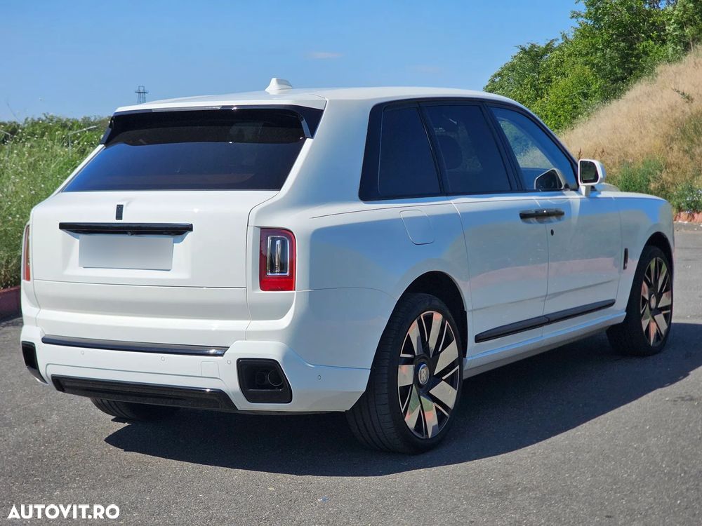 Rolls-Royce Cullinan - 2