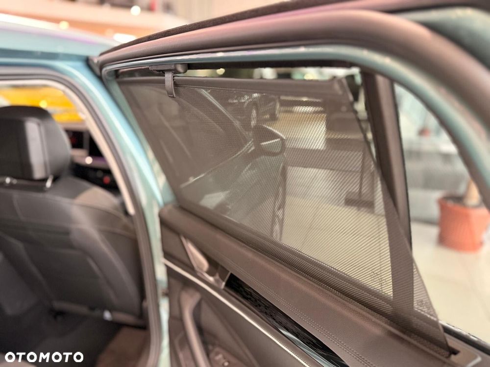 Volkswagen Passat - 13
