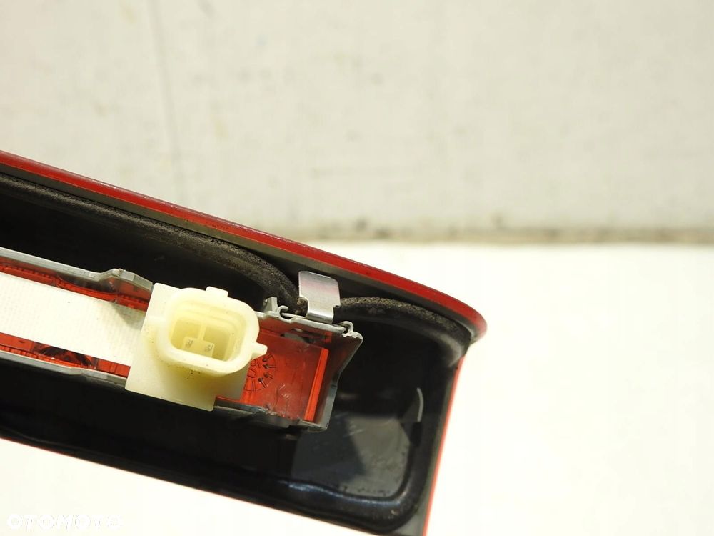 ŚWIATŁO STOP STOPU RENAULT SCENIC III 265900024R - 3