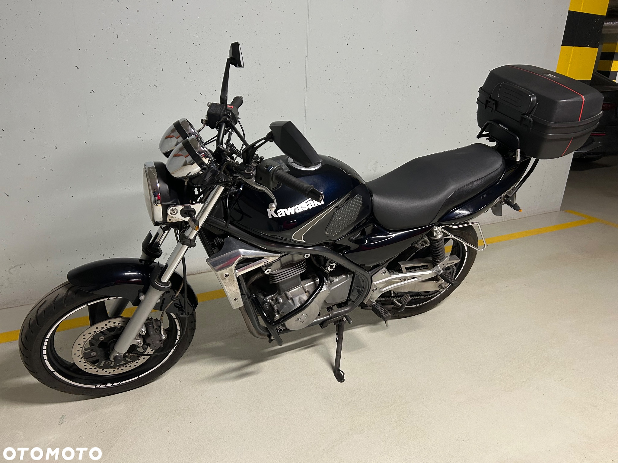 Kawasaki ER - 2