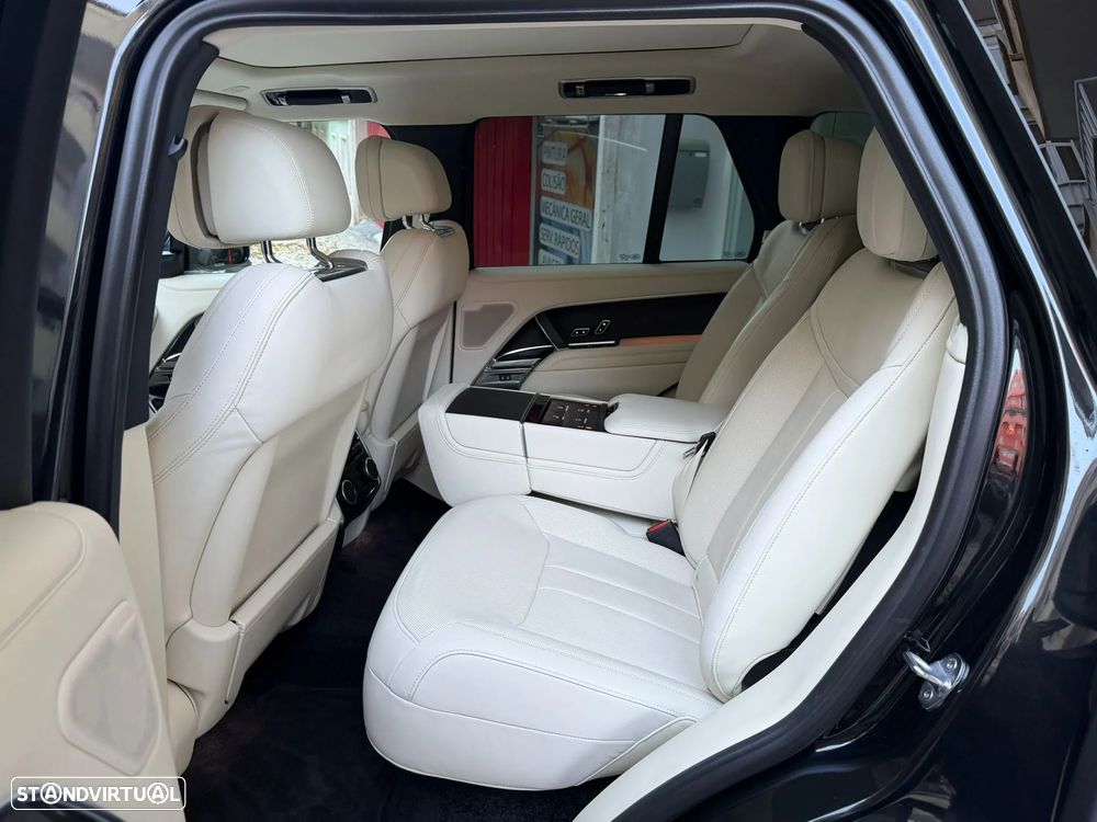 Land Rover Range Rover 3.0 P440e HSE - 3