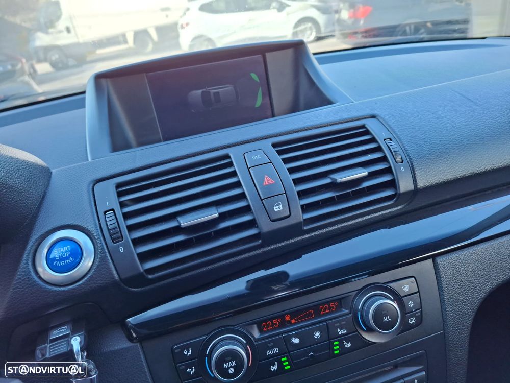 BMW 118 d DPF Edition Sport - 16