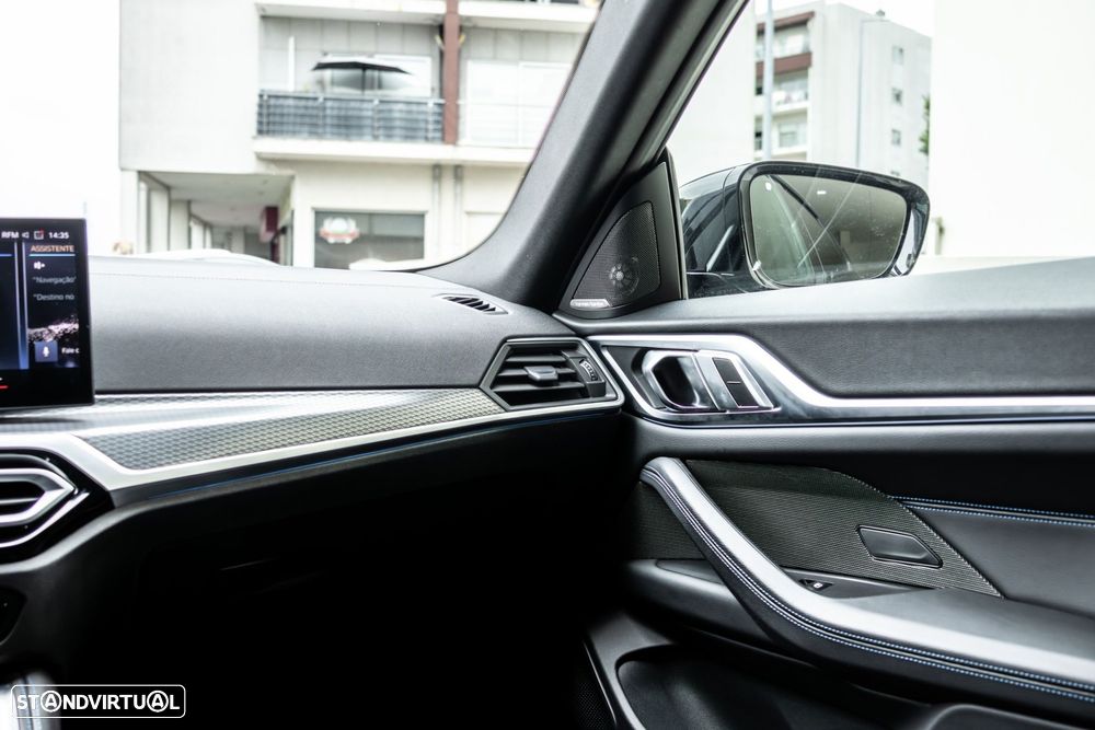 BMW i4 eDrive40 Desportiva M - 18