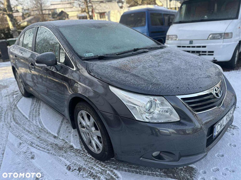 Toyota Avensis 2.0 D-4D Premium - 1