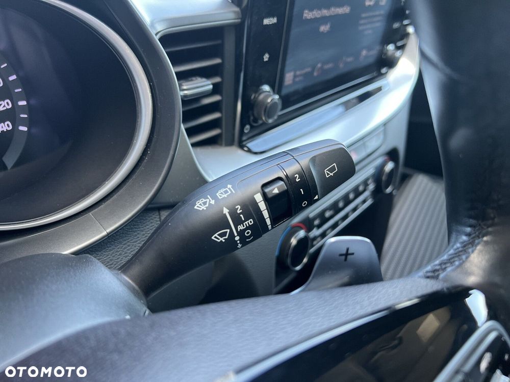 Kia XCeed - 12