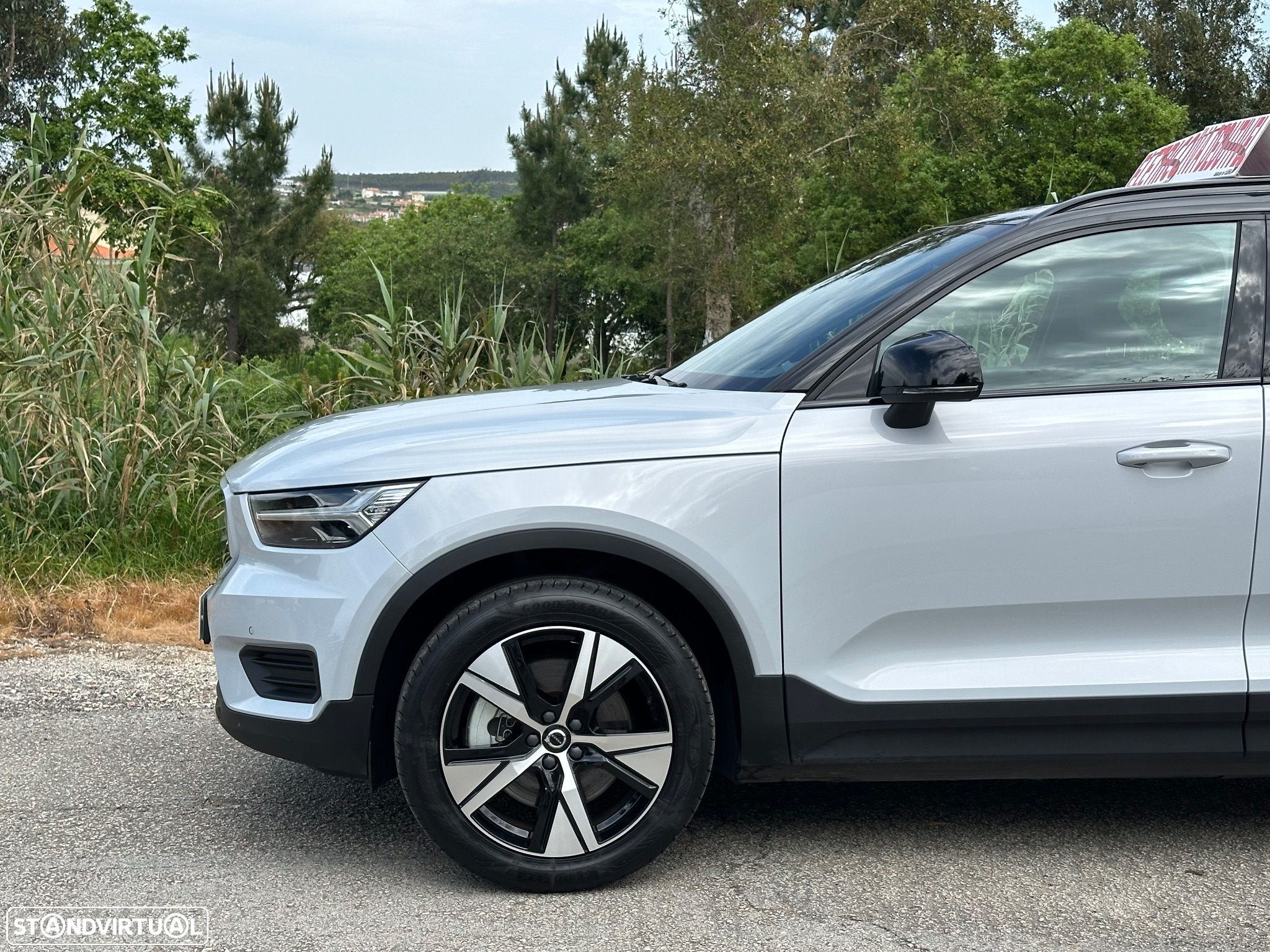 Volvo XC 40 Recharge Plus - 2
