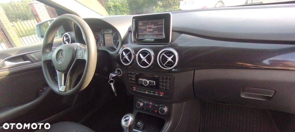 Mercedes-Benz Klasa B 180 CDI (BlueEFFICIENCY) - 5