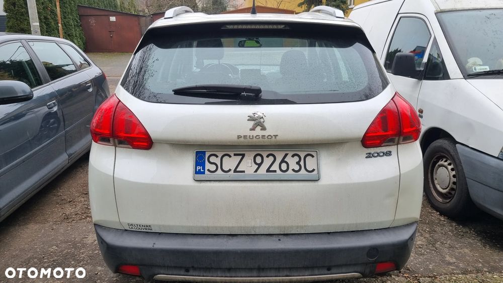 Peugeot 2008 1.2 Pure Tech Access EU6 - 12