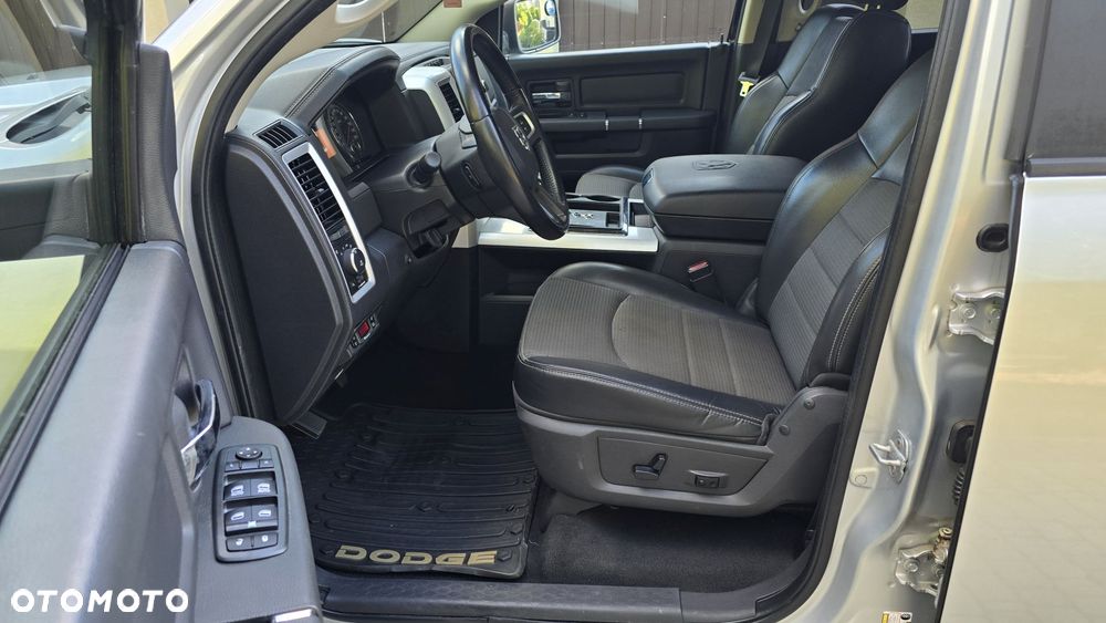 Dodge RAM - 14