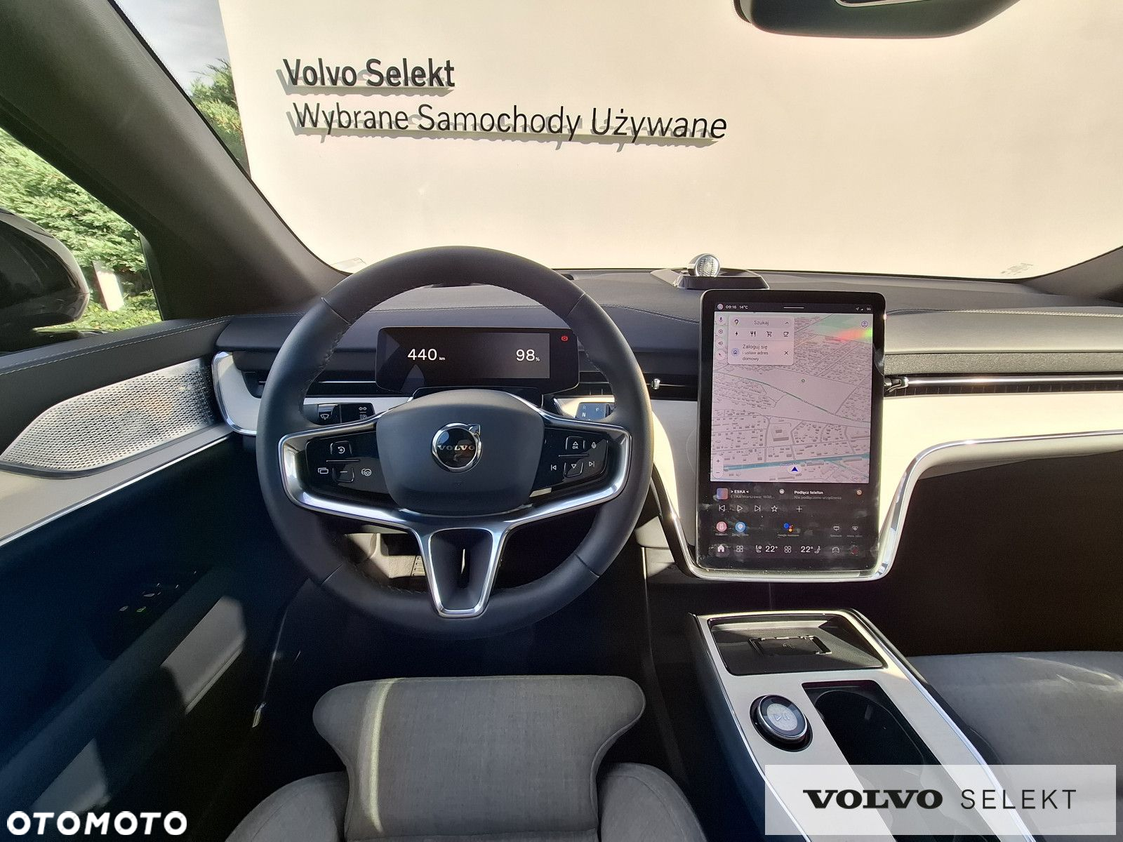 Volvo EX90 - 16