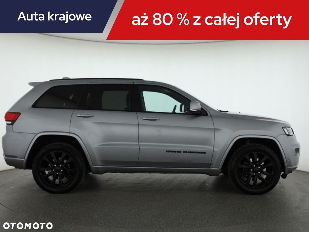 Jeep Grand Cherokee - 8