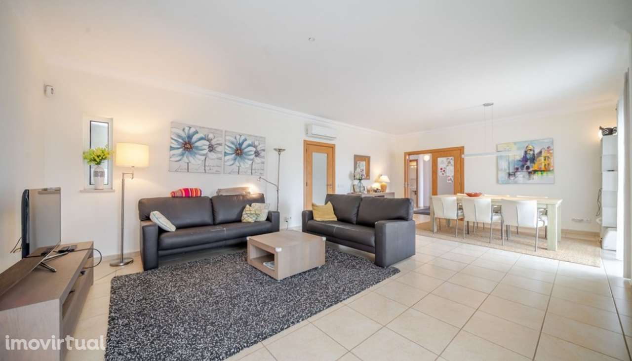 Moradia V3+1 com piscina, à venda em Albufeira, Algarve - Grande imagem: 5/25