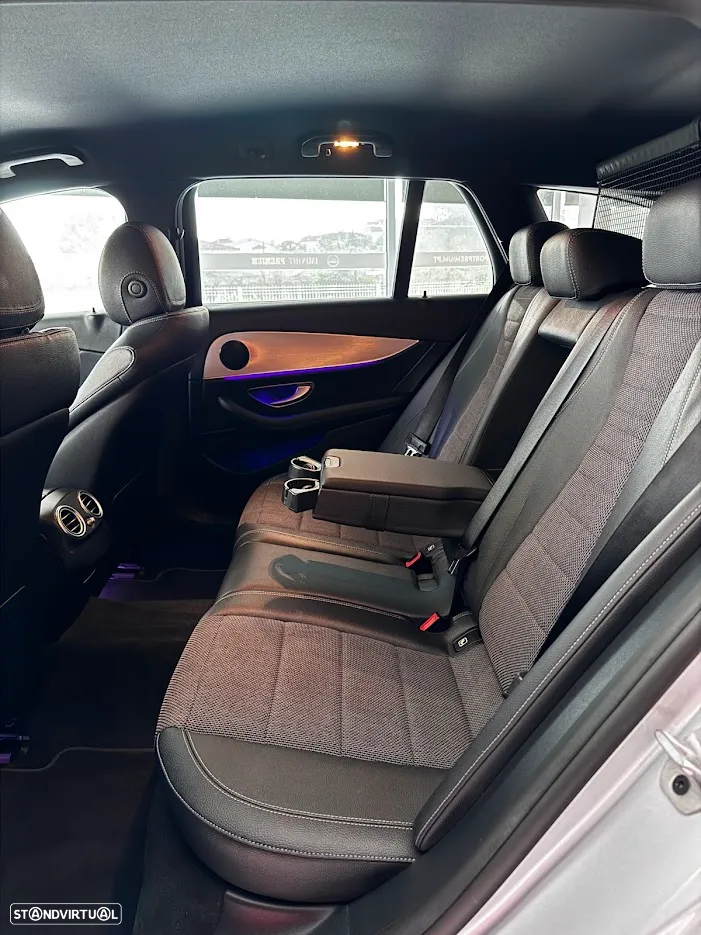 Mercedes-Benz E 300 de Avantgarde - 15