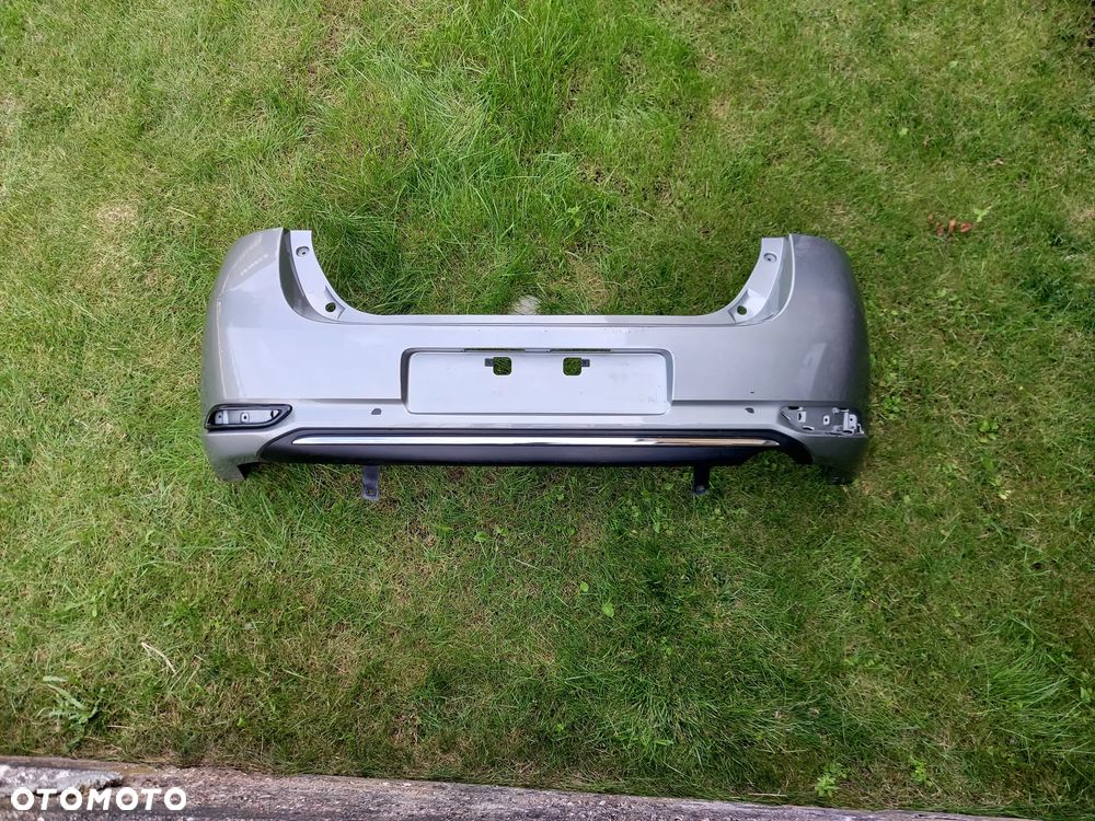 Toyota Auris II Lift 16-18 HB Zderzak Tylny Tył - 1