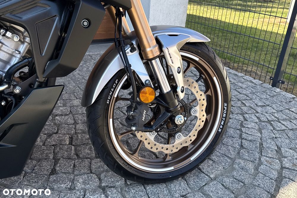 Honda CB - 6