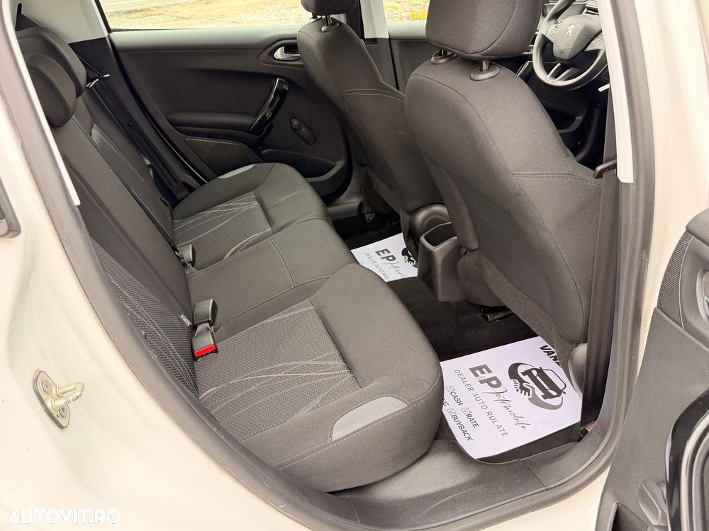 Peugeot 208 PureTech 82 Start & Stop Style - 7