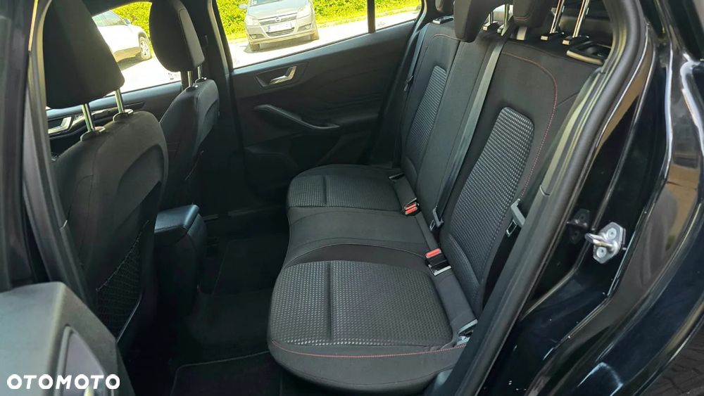Ford Focus - 21