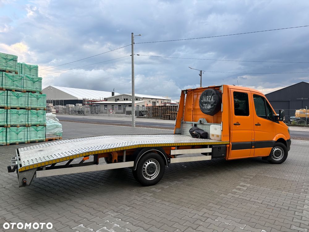 Mercedes-Benz Sprinter - 7
