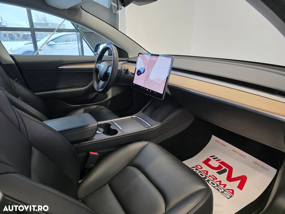 Tesla Model 3 Langstreckenbatterie Allradantrieb Dual Motor - 7