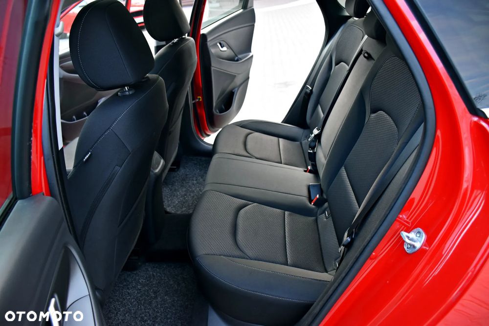 Hyundai i30 1.0 T-GDI Connect & Go - 27