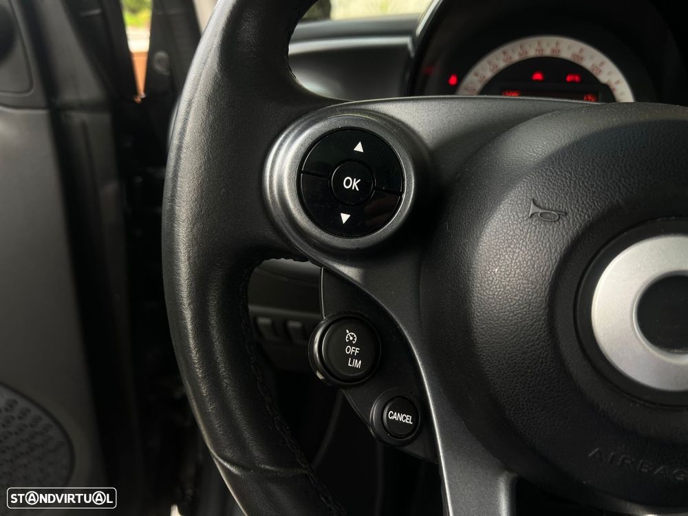 Smart ForTwo Coupé 1.0 Prime 71 - 14