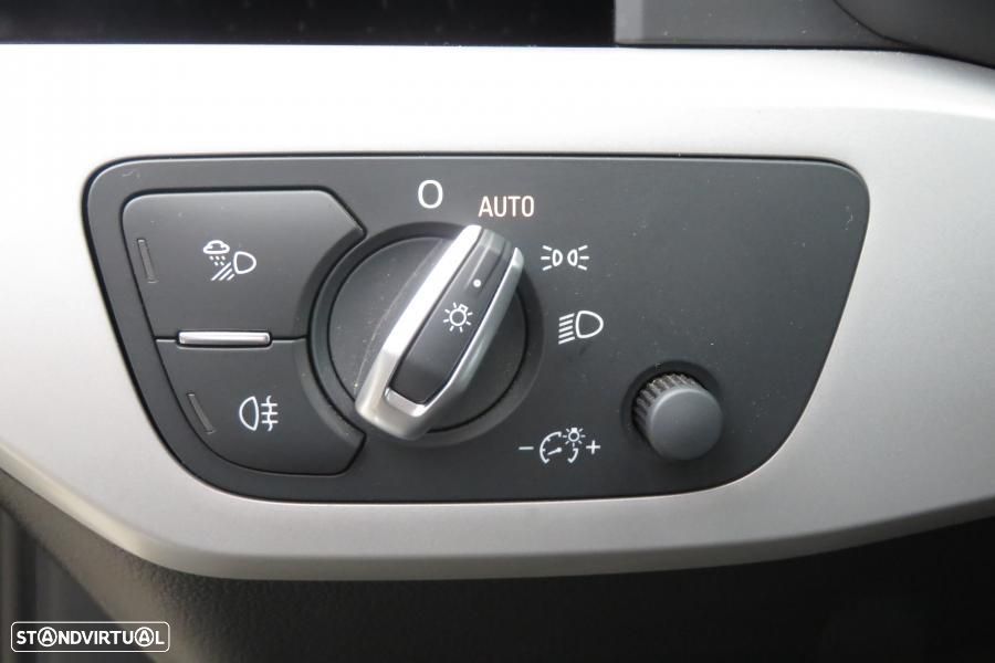 Audi A4 Avant 30 TDI Advanced S tronic - 13