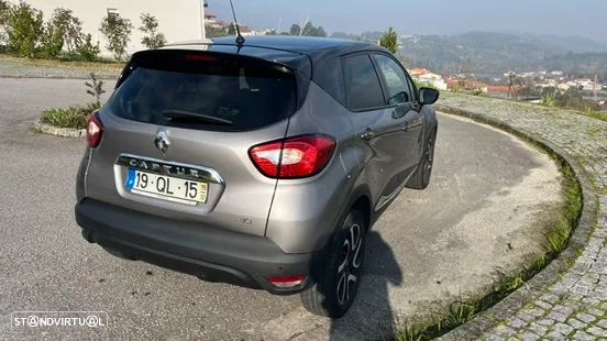 Renault Captur 1.5 dCi Exclusive - 11